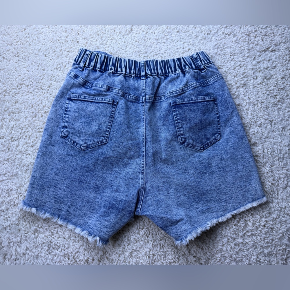 Women’s Medium Denim Boy Shorts - Picture 2 of 6